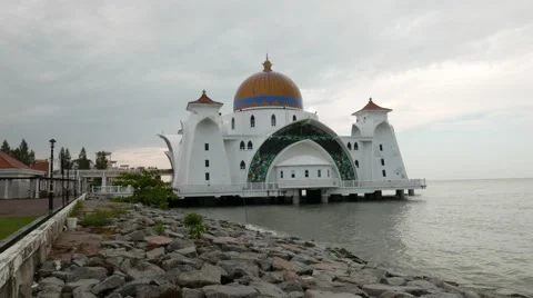 Floating Mosque pan right view Stock Footage 50809688