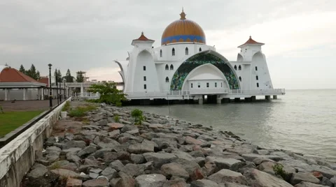 Floating Mosque very slow pan right view Stock Footage 50810987
