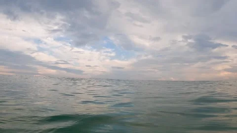 Floating on the ocean in Cancun, Mexico Video stock 252886962