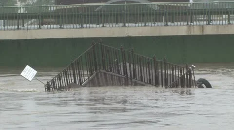 Floating platform Video stock 11810196