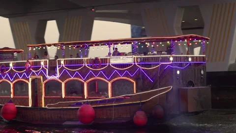Floating restaurant in Dubai Video stock 220119027