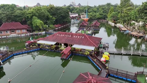 Floating Resto Sleman Stock-Footage 310024404