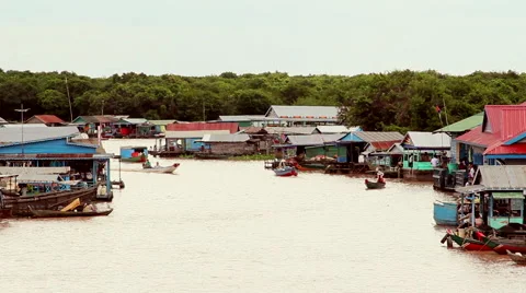 Floating village general view Stock Footage 41209758