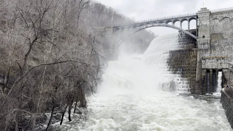 Flood on the dam Stock Footage 267885307