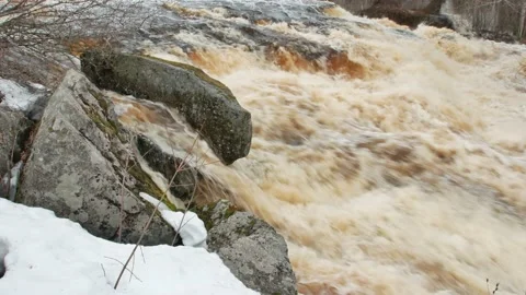 Flood on fast flowing spring river, Lappeenranta Finland Vídeos de archivo 185920593