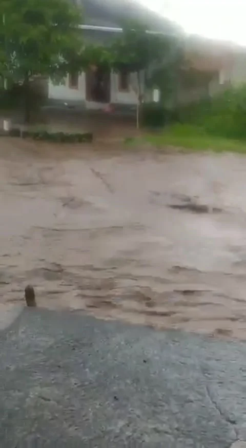 Flood in Lombok NTB Video stock 220504347