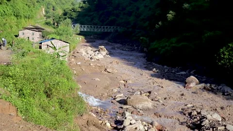 Flood on the mountain river in Nepal Video stock 156010377