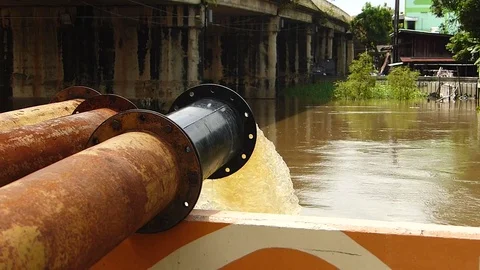 The flood problem in the metropolitan area. Stock Footage 83930715