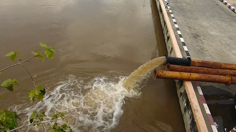 The flood problem in the metropolitan area. Stock Footage 83931198
