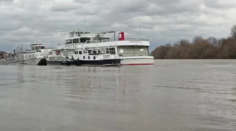 Flood at River Rhine, Germany Stock-Footage 16426950