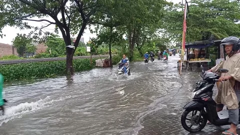 Flood road Video stock 226330208