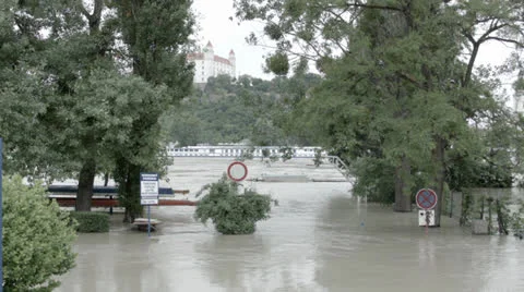 Flood4 Video stock 24968134