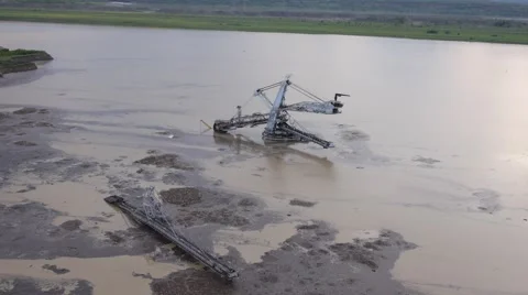 Flooded excavator Video stock 47963289