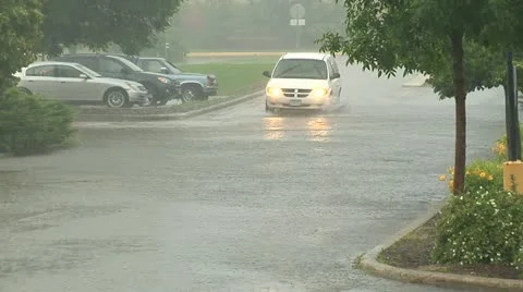 Flooded Lot Drive Through Vidéo 12270925