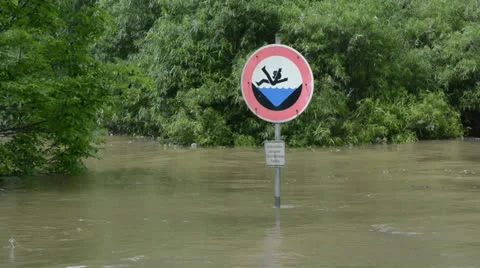 Flooding and sign Stock Footage 25929842
