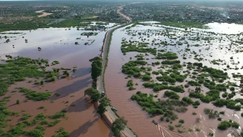 Floods all over the road Video stock 275008280