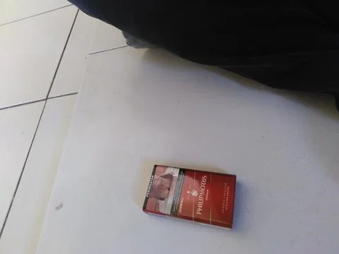 Floor Cigaret Stock Photos
