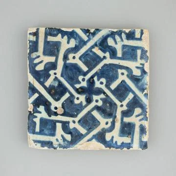Floor Tile with Bone Pattern 1450 1500 Manises. Tin-glazed earthenware . C... 스톡 사진