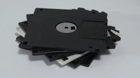 Floppy 3,5 disks turning Video stock 33691907