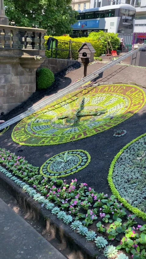 Floral Clock, Edinburgh Video stock 171244698