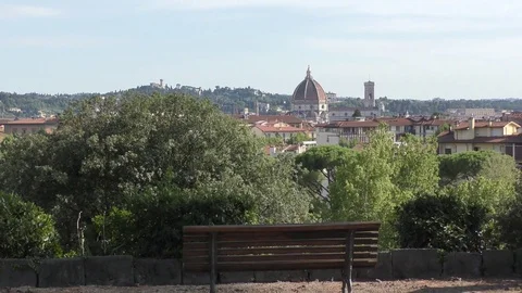 Florence, a bench with a view Video stock 78923463