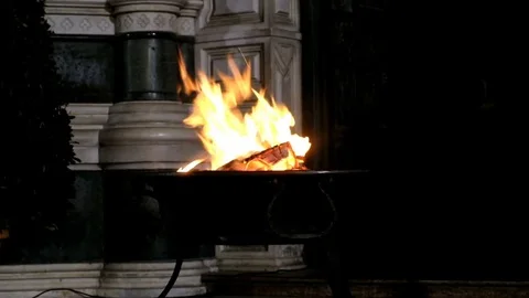 Florence Easter celebrations. Fire outside Dome 库存影片 81275854