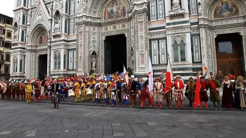 Florence, Easter day, manifestation of the explosion of the Cart. Stock Footage 119203753