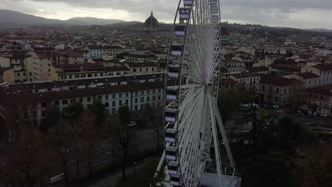 Florence ferris wheel at twilight located at Fortezza da Basso 库存影片 166889908