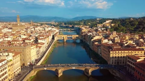 Florence Ponte Vecchio Bridge and City Skyline in Italy. Stock Footage 141669701