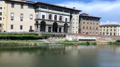 Florence river in slow motion Stock Footage 220865762