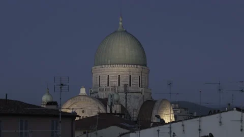 Florence synagogue view in the evening, 4K, DNxHR Stock Footage 156541051