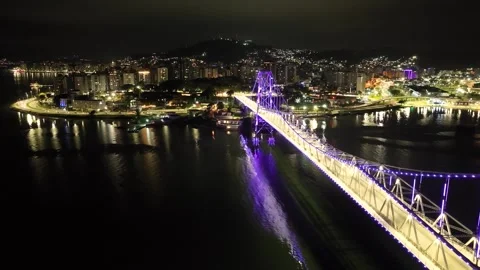 Florianópolis at Night, Hercílio Luz Bridge Illuminated in Purple Lights Over 스톡 동영상 344998849