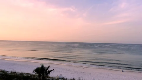 Florida Beach Sunrise - Emerald Beach, Destin, Fort Walton Beach Stock Footage 111522981