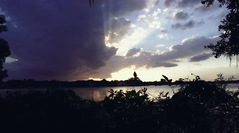 Florida Sunset God Rays Pan Up Video stock 41370791