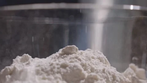 Flour falling slow motion 스톡 동영상 149944938