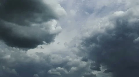 The flow of beautiful rain cloud. Time lapse Video stock 62842028