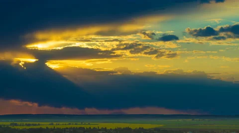 The flow of cloud against the sunset. Time lapse Vídeo Stock 62903990