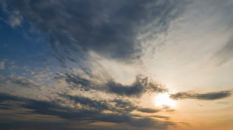 The flow of grey cloud on the background of blue sky. Time lapse Video stock 62749336
