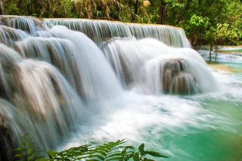 Flow of the waterfall in the forest Foto stock