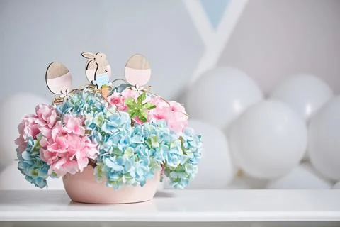Flower composition for Easter holiday decoration Stock Photos