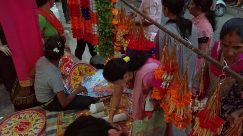 Flower market in Rishikesh. Stock Footage 150191920