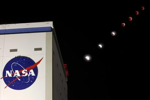 The Flower Moon lunar eclipse over NASAs Michoud Assembly Facility Stock Photos