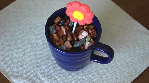 Flower Mug Craft Vídeo Stock 105618227