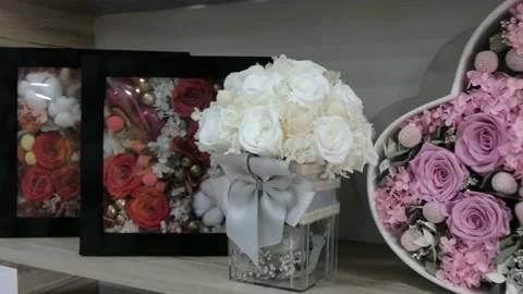 In Flowers boutique Stock-Footage 148041937