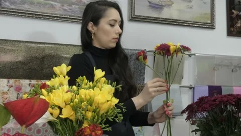 In Flowers boutique Stock Footage 148042290