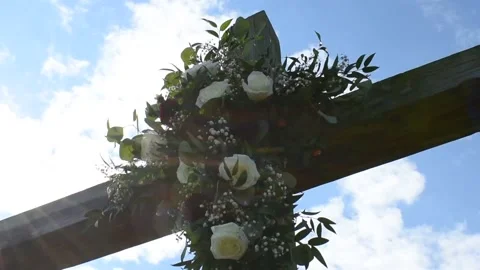 Flowers on cross Stock-Footage 168913014