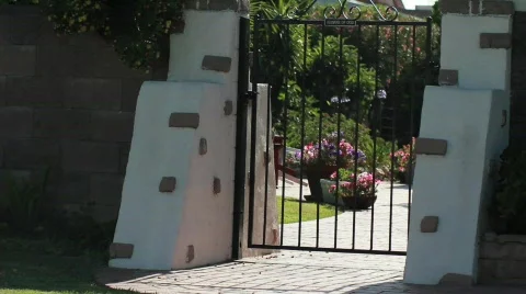Flowers through Gate Video stock 739755