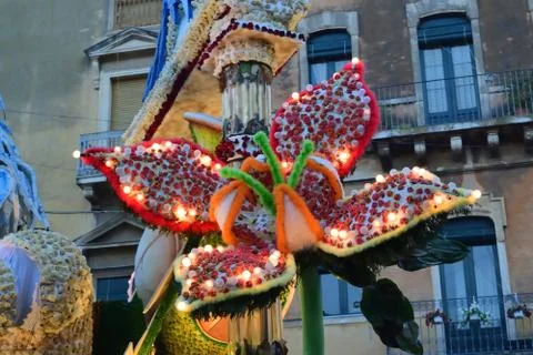 Flowery float Stockfoto's