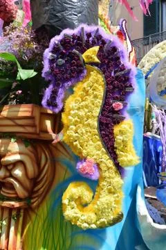 Flowery float Stock-Fotos