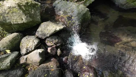 Flowing water 스톡 동영상 340084460